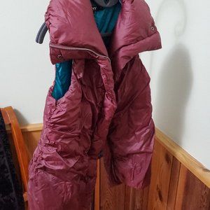 DKNY down puffer xs / P sleeping bag vest